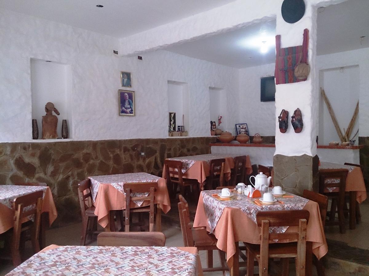 Plaza Pueblo Hotel Vallegrande Екстериор снимка